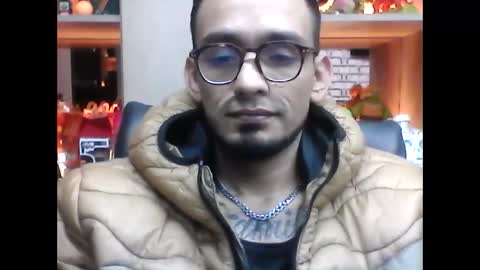 Snapshot of roroavila chatting on December 3, 2025, 3:36 am roroavila online show from December 3, 2025, 3:36 am