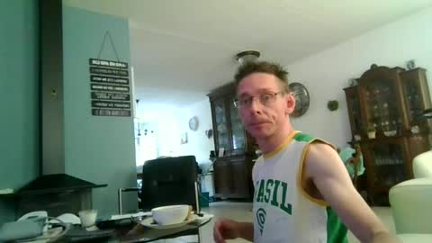 Snapshot of rororober chatting on August 2, 2026, 12:47 pm rororober online show from August 2, 2026, 12:47 pm
