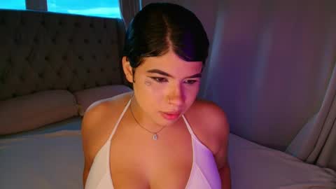Snapshot of rosalie_bliss chatting on May 31, 2026, 7:26 pm Rosalie Bliss online show from May 31, 2026, 7:26 pm