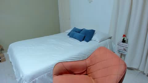 Rosalia online show from December 18, 2024, 5:10 pm