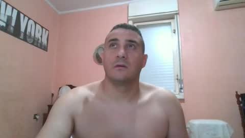 Snapshot of rosario1212 chatting on September 12, 2025, 4:01 am Rosario online show from September 12, 2025, 4:01 am