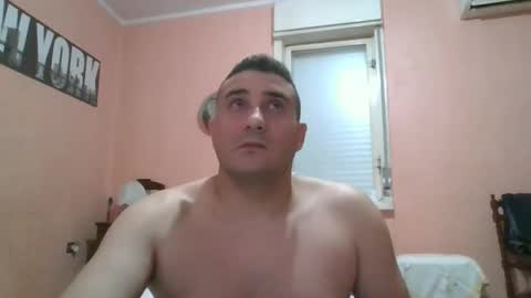 Snapshot of rosario1212 chatting on December 3, 2025, 10:41 pm Rosario online show from December 3, 2025, 10:41 pm