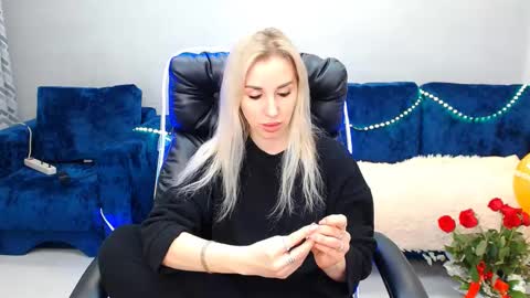 Snapshot of rose__shine chatting on February 16, 2025, 9:48 am rose shine online show from February 16, 2025, 9:48 am