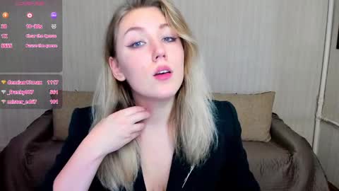 Snapshot of rose_brooks chatting on January 28, 2025, 11:07 pm Rose but u can call me princess online show from January 28, 2025, 11:07 pm