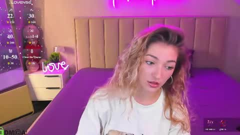 Kimberlly online show from July 12, 2026, 11:29 pm
