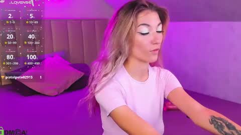 Kimberlly online show from July 15, 2026, 11:43 pm