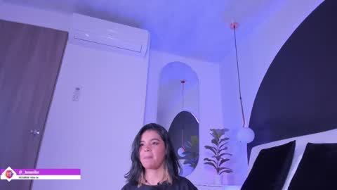 rose_jener06 online show from May 26, 2026, 5:20 pm
