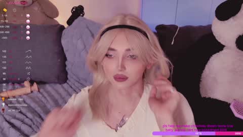 Snapshot of rose_monarch chatting on December 23, 2024, 10:01 pm Rose online show from December 23, 2024, 10:01 pm