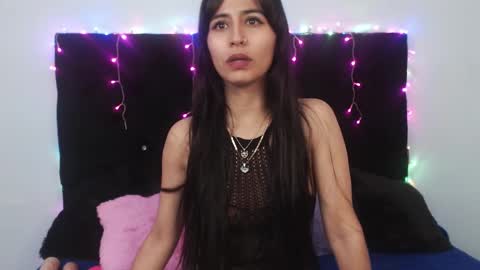 Snapshot of rose_smiley1 chatting on February 23, 2025, 3:02 am Rose online show from February 23, 2025, 3:02 am