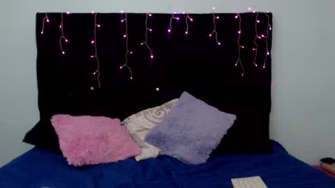 Snapshot of rose_smiley1 chatting on March 12, 2025, 4:41 am Rose online show from March 12, 2025, 4:41 am