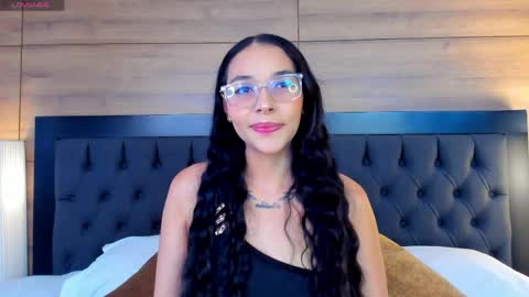 Snapshot of roseaurora chatting on April 5, 2026, 12:24 pm roseaurora online show from April 5, 2026, 12:24 pm