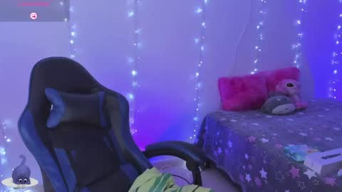 Rose online show from April 23, 2026, 9:17 pm