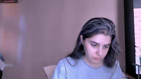 Rose online show from October 7, 2025, 10:23 am