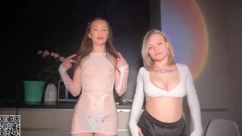 Sophie and Sarah online show from March 8, 2026, 7:17 pm