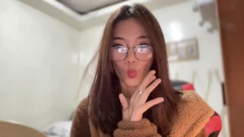 Snapshot of rosemae07 chatting on April 7, 2026, 9:10 am rosemae07 online show from April 7, 2026, 9:10 am