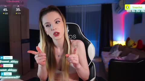 Snapshot of rosesarered97 chatting on February 16, 2026, 8:16 pm Abbygail online show from February 16, 2026, 8:16 pm