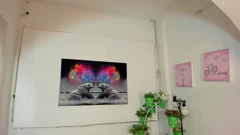 Snapshot of rosi_cooper chatting on October 11, 2025, 10:47 am rosi_cooper online show from October 11, 2025, 10:47 am