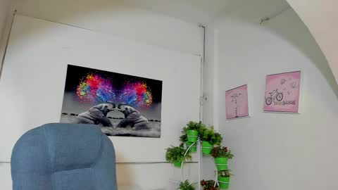 Snapshot of rosi_cooper chatting on November 4, 2025, 11:09 am rosi_cooper online show from November 4, 2025, 11:09 am