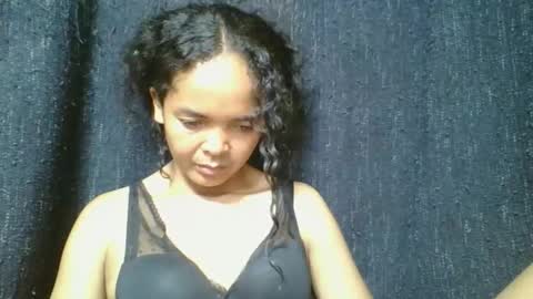 Snapshot of rosia685234 chatting on March 27, 2026, 8:09 am rosia685234 online show from March 27, 2026, 8:09 am