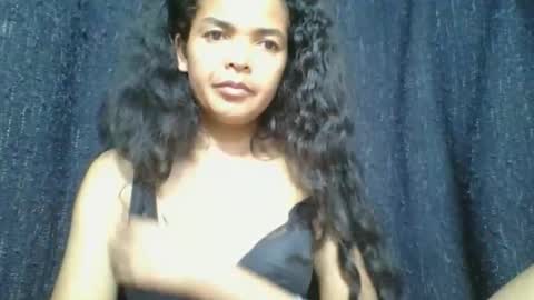 Snapshot of rosia685234 chatting on March 27, 2026, 9:21 am rosia685234 online show from March 27, 2026, 9:21 am