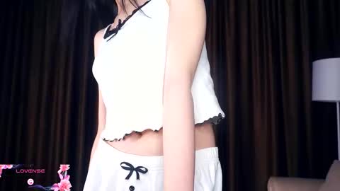 Snapshot of rositabegolli chatting on November 9, 2025, 4:55 am Edwina online show from November 9, 2025, 4:55 am