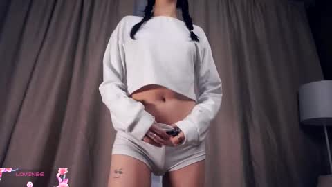 Snapshot of rositabegolli chatting on November 12, 2025, 6:14 am Edwina online show from November 12, 2025, 6:14 am