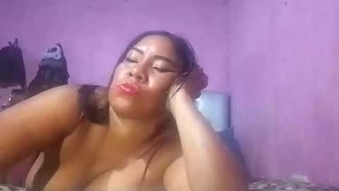 rosmerynavarro online show from January 8, 2025, 2:14 am