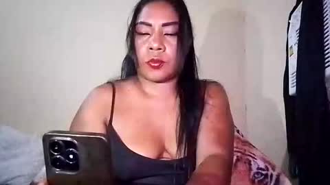 rosmerynavarro online show from September 9, 2025, 2:33 am