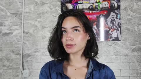 Snapshot of ross_b1 chatting on February 16, 2025, 6:43 am ROSS - online show from February 16, 2025, 6:43 am