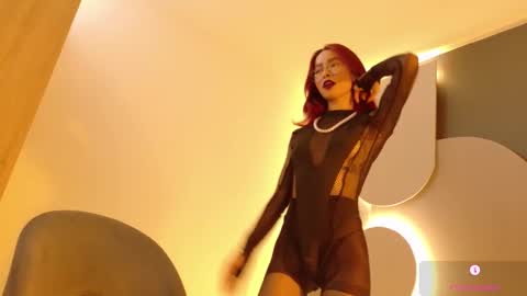 Snapshot of rosse_98_ chatting on November 15, 2025, 2:02 pm Miss Rosse online show from November 15, 2025, 2:02 pm