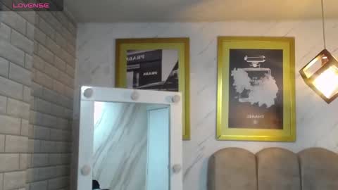 rosse jeane v online show from February 12, 2026, 3:56 am