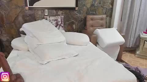 Snapshot of rosse_stewart chatting on November 10, 2025, 8:52 pm Rosse online show from November 10, 2025, 8:52 pm