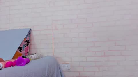 Snapshot of rosse_thompson11 chatting on January 18, 2025, 7:15 pm rosse_thompson11 online show from January 18, 2025, 7:15 pm