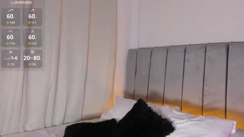 Snapshot of rossedaw_ chatting on May 27, 2026, 5:21 pm Rosse Daw Independent model online show from May 27, 2026, 5:21 pm