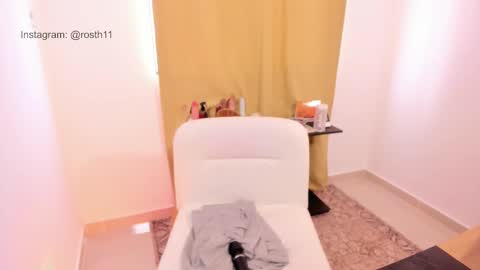 Snapshot of rossth11 chatting on January 21, 2025, 7:39 pm Im Ross online show from January 21, 2025, 7:39 pm