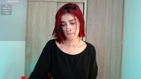 Snapshot of rot_wallace chatting on January 24, 2025, 9:58 pm rot_wallace online show from January 24, 2025, 9:58 pm