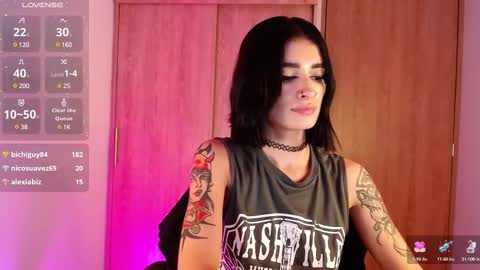 Snapshot of rot_wallace chatting on February 24, 2025, 4:49 am rot_wallace online show from February 24, 2025, 4:49 am