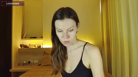 roter_rita online show from March 3, 2026, 5:02 am