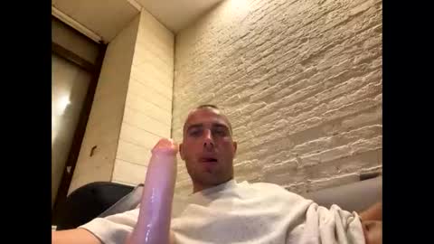 rotteei1 online show from October 7, 2025, 4:26 pm