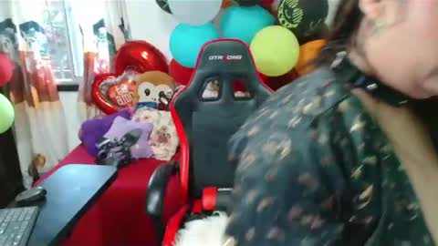 rous_kinky online show from October 28, 2025, 9:39 pm