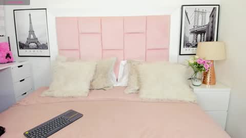 Snapshot of rousefox1 chatting on February 4, 2025, 8:13 am Valeria online show from February 4, 2025, 8:13 am