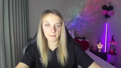 Snapshot of rousereed chatting on December 19, 2024, 1:18 pm Rouse online show from December 19, 2024, 1:18 pm