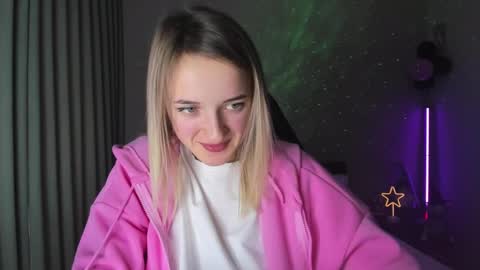 Snapshot of rousereed chatting on December 22, 2024, 10:49 am Rouse online show from December 22, 2024, 10:49 am