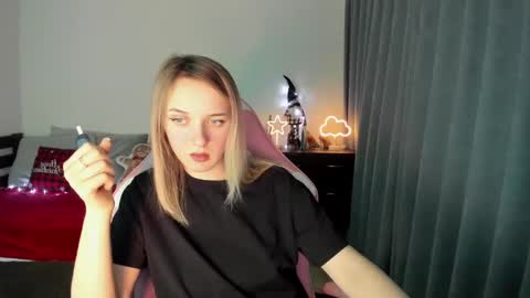 Snapshot of rousereed chatting on December 24, 2024, 3:16 pm Rouse online show from December 24, 2024, 3:16 pm