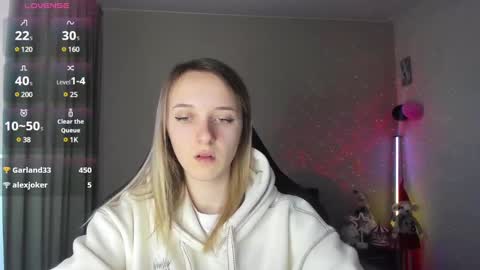 Snapshot of rousereed chatting on February 20, 2025, 7:34 am Rouse online show from February 20, 2025, 7:34 am