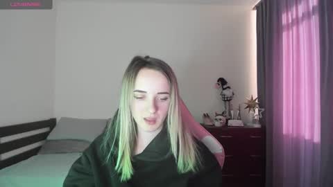 Snapshot of rousereed chatting on February 21, 2025, 1:55 pm Rouse online show from February 21, 2025, 1:55 pm