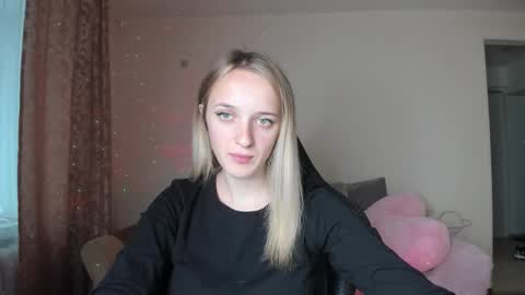 Snapshot of rousereed chatting on September 19, 2025, 11:33 am Rouse online show from September 19, 2025, 11:33 am