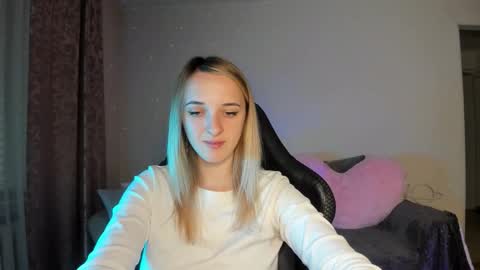 Snapshot of rousereed chatting on October 9, 2025, 12:14 pm Rouse online show from October 9, 2025, 12:14 pm