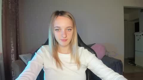 Snapshot of rousereed chatting on October 13, 2025, 6:24 am Rouse online show from October 13, 2025, 6:24 am