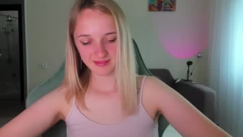 Snapshot of rousereed chatting on July 11, 2026, 7:44 am Rouse online show from July 11, 2026, 7:44 am